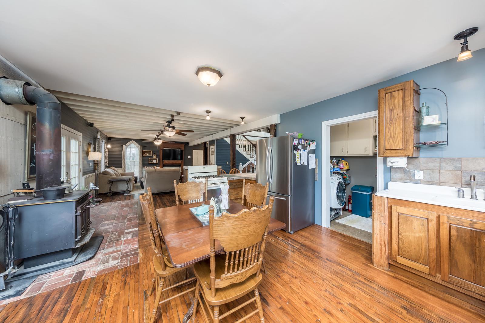 1524 Rocky Point Road Stewart, TN 37175 - Photo 7 of 28 Gallery Image 7
