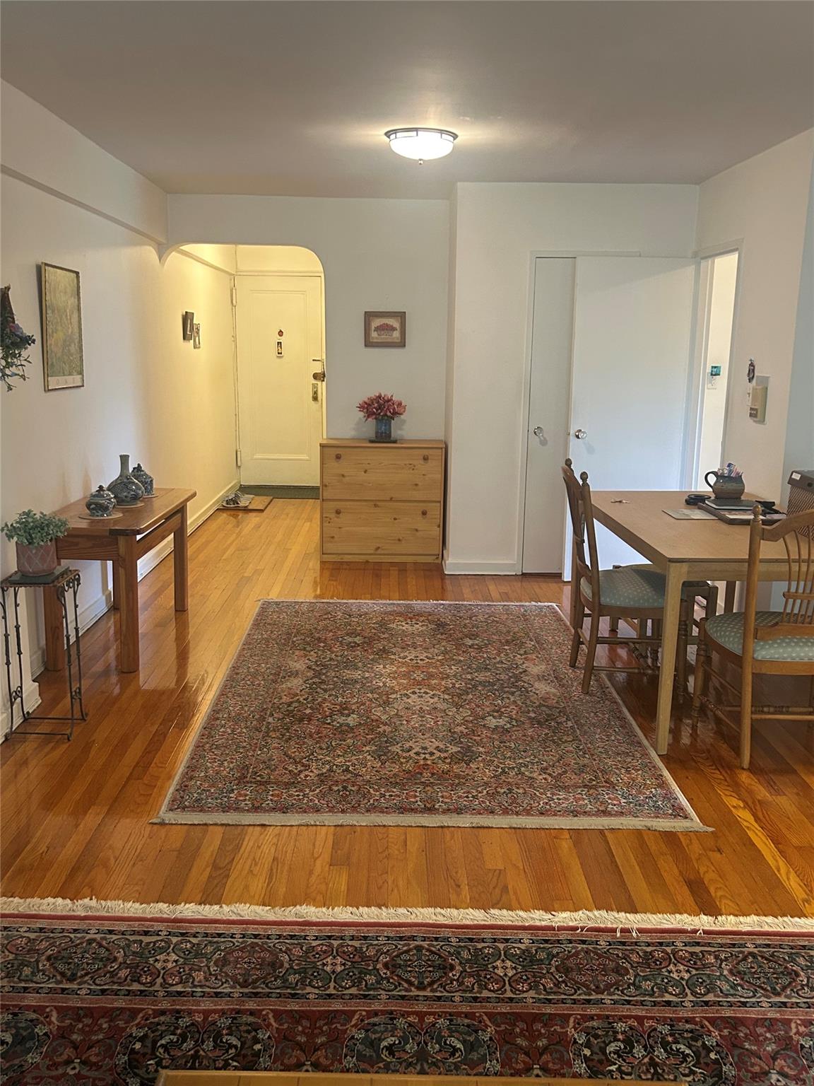 72-61 113th Street, Unit 4P Queens, NY 11375 - Photo 3 of 9 Dining area