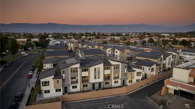 $515,990 | 1114 East Santo Antonio Drive, Colton, CA 92324