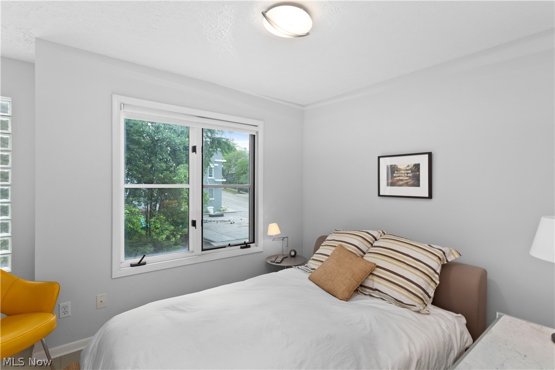 1927 Columbus Road Cleveland, OH 44113 - Photo 30 of 33 Gallery Image 30