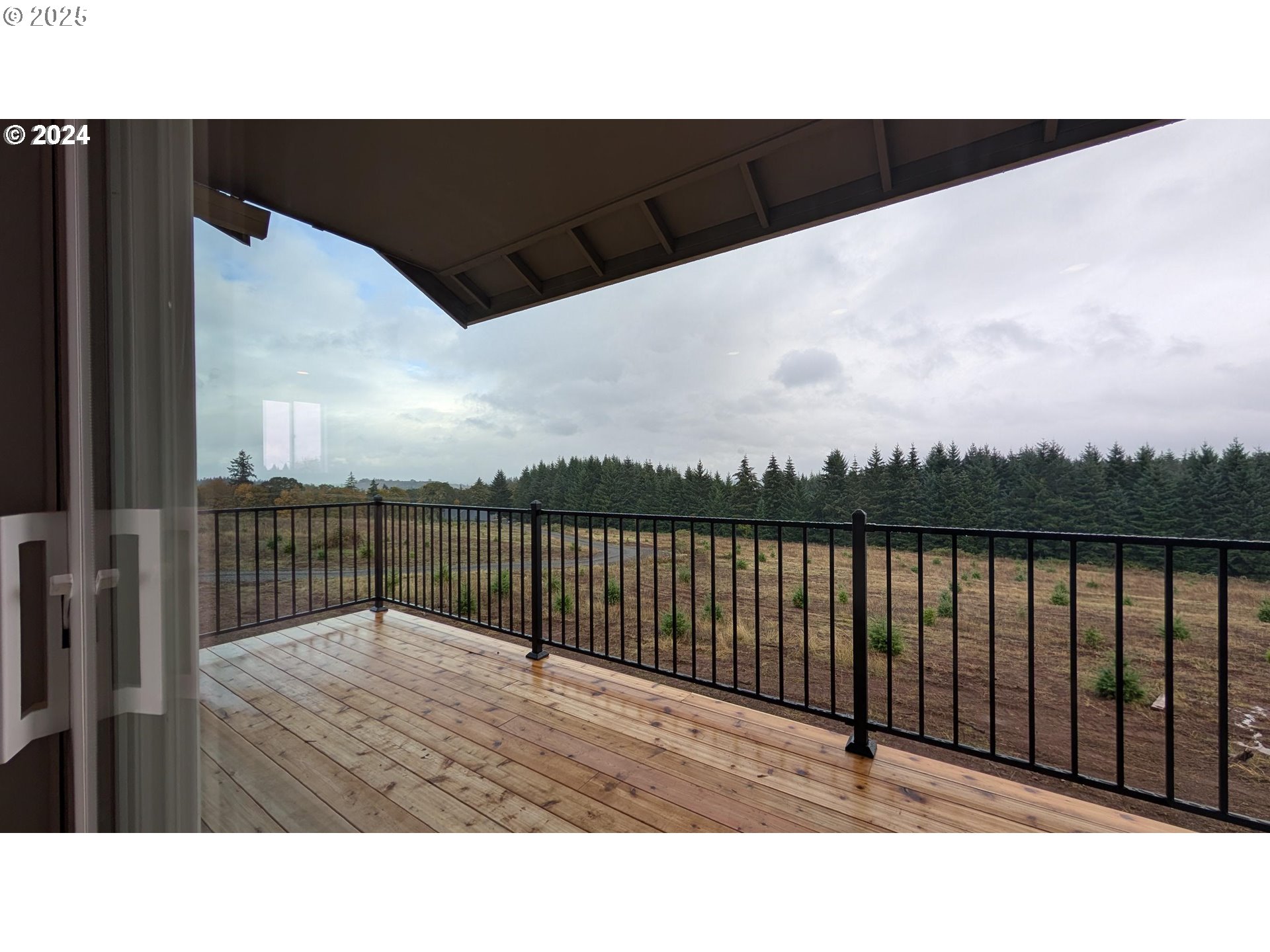 16575 Southeast Woodland Heights Road Amity, OR 97101 - Photo 11 of 15