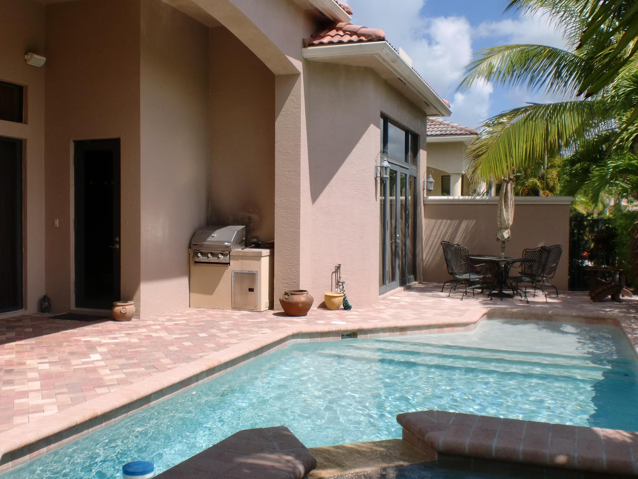 17792 Villa Club Way Boca Raton, FL 33496 - Photo 11 of 38 SUMMER KITCHEN