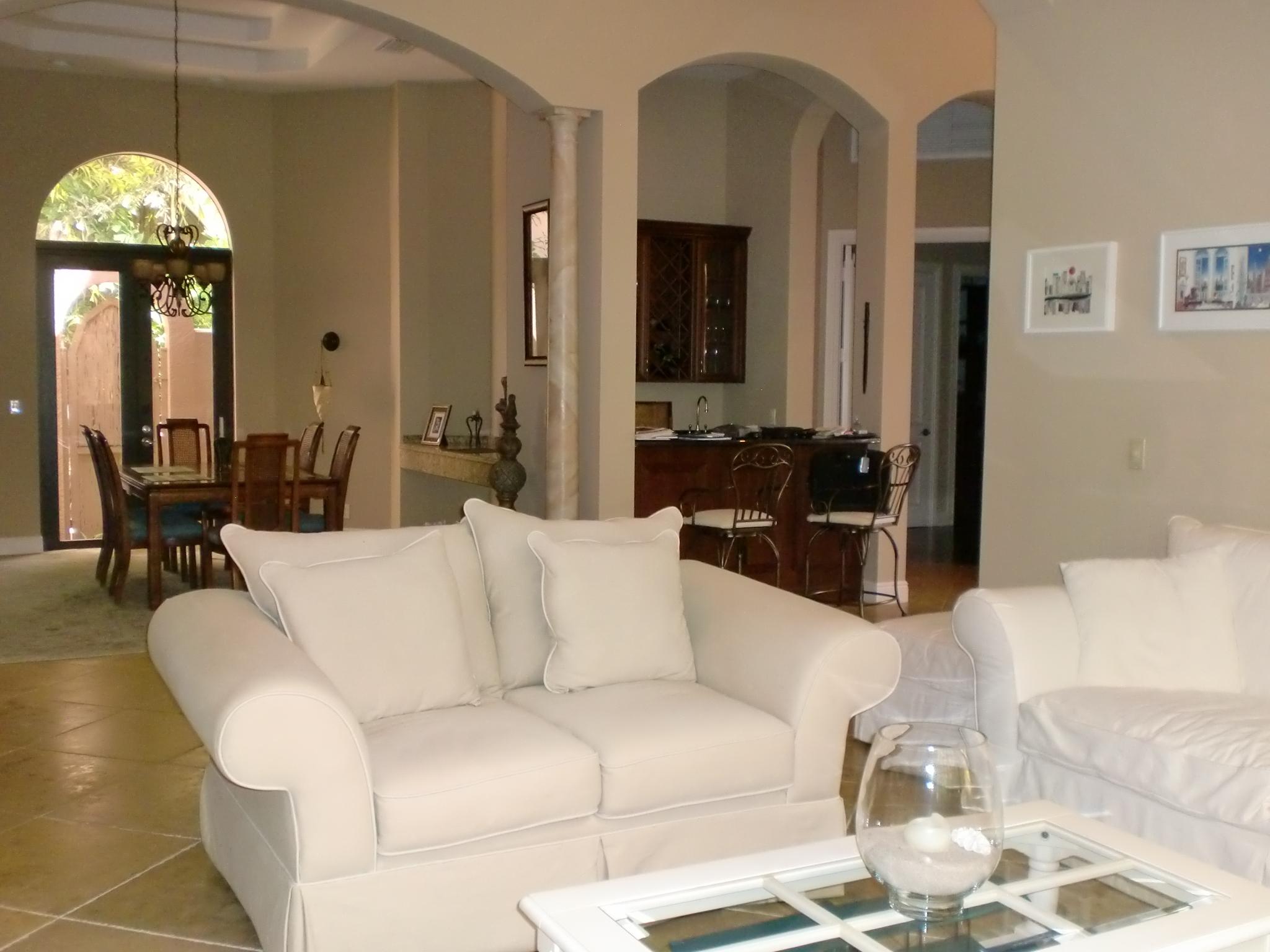 17792 Villa Club Way Boca Raton, FL 33496 - Photo 15 of 38 LIVING ROOM