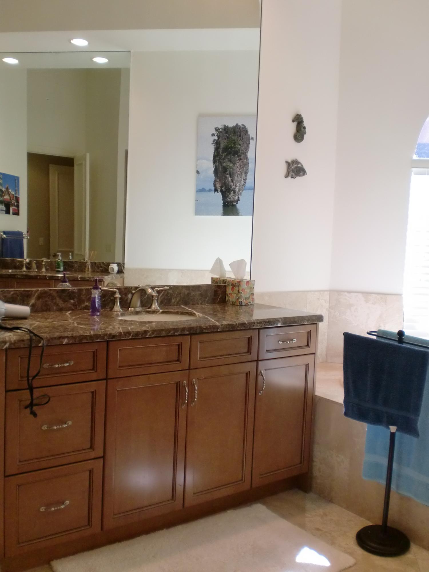 17792 Villa Club Way Boca Raton, FL 33496 - Photo 5 of 38 MASTER BATH HAS TUB & SHOWER