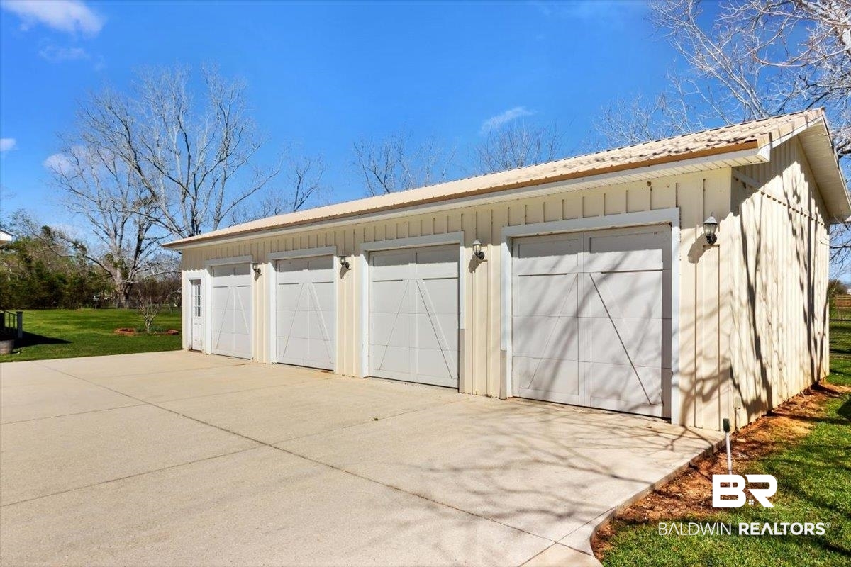 14903 County Road 13 Fairhope, AL 36532 - Photo 4 of 44 4 Car Garage