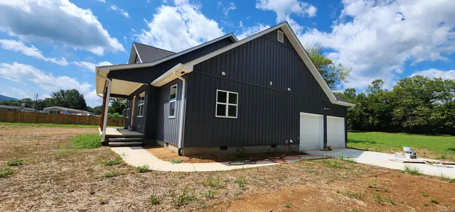 $375,000 | 251 Alvin C York Highway, Whitwell, TN 37397