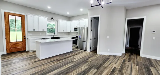 $375,000 | 251 Alvin C York Highway, Whitwell, TN 37397