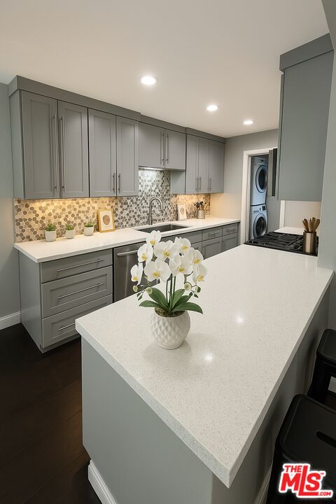 50 Elm Avenue, Unit 5 Long Beach, CA 90802 - Photo 7 of 44