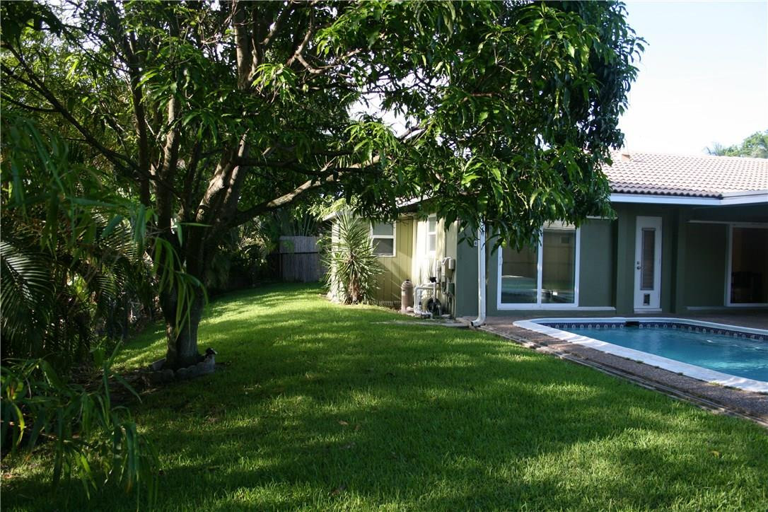 499 Northwest 10th Court Boca Raton, FL 33486 - Photo 28 of 34 Photo 28