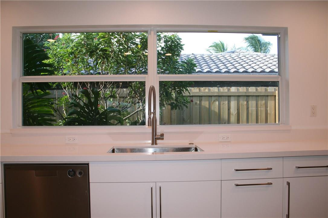 499 Northwest 10th Court Boca Raton, FL 33486 - Photo 10 of 34 Photo 10
