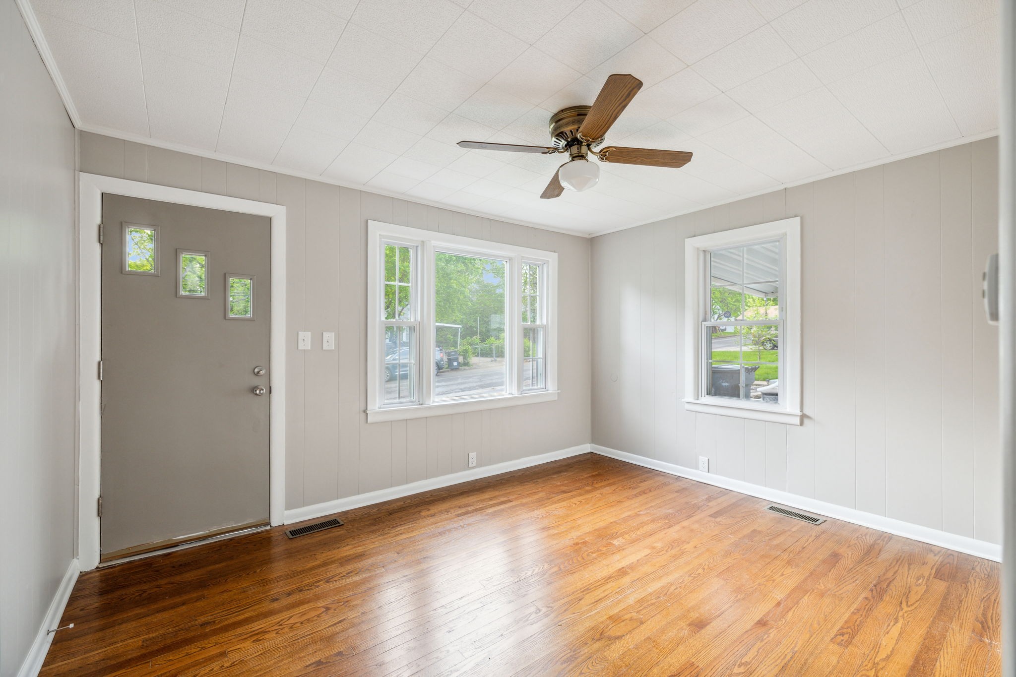 1901 Cherry Street Columbia, TN 38401 - Photo 15 of 58 a view of empty room with wooden floor and fan