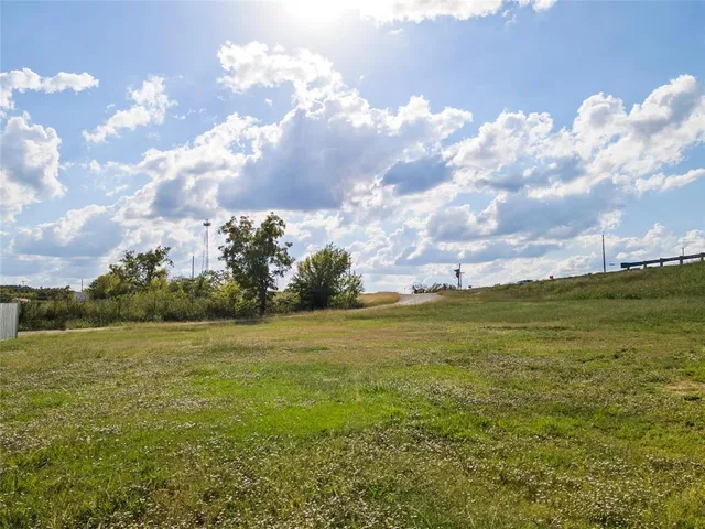 $30,000 | 403 Barker Street, Bowie, TX 76230