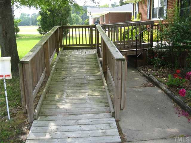 2809 Buffalo Road Smithfield, NC 27577 - Photo 13 of 17 Photo 13