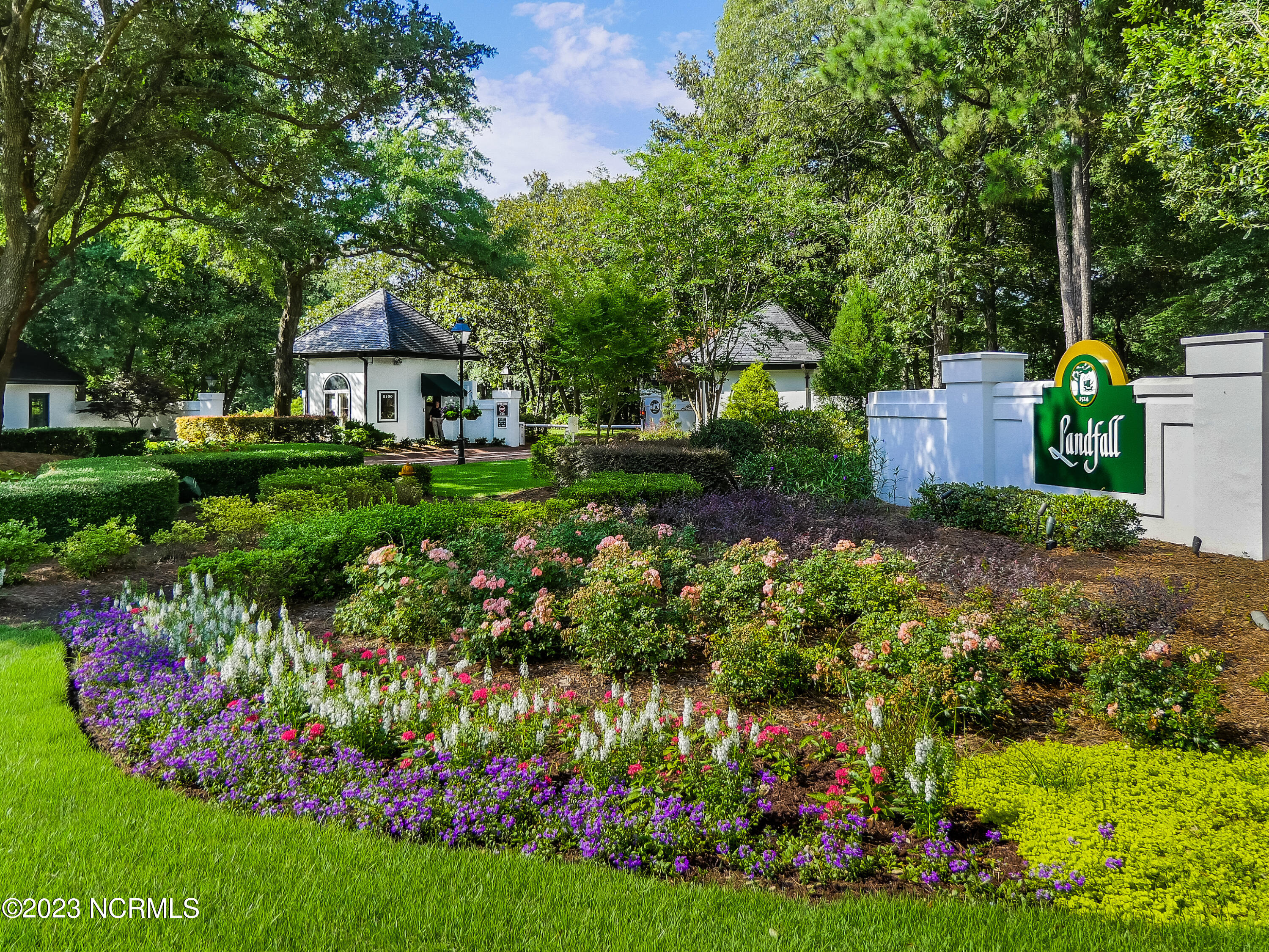 1400 Landfall Drive Wilmington, NC 28405 - Photo 13 of 13 The Eastwood Entrance to Landfall.