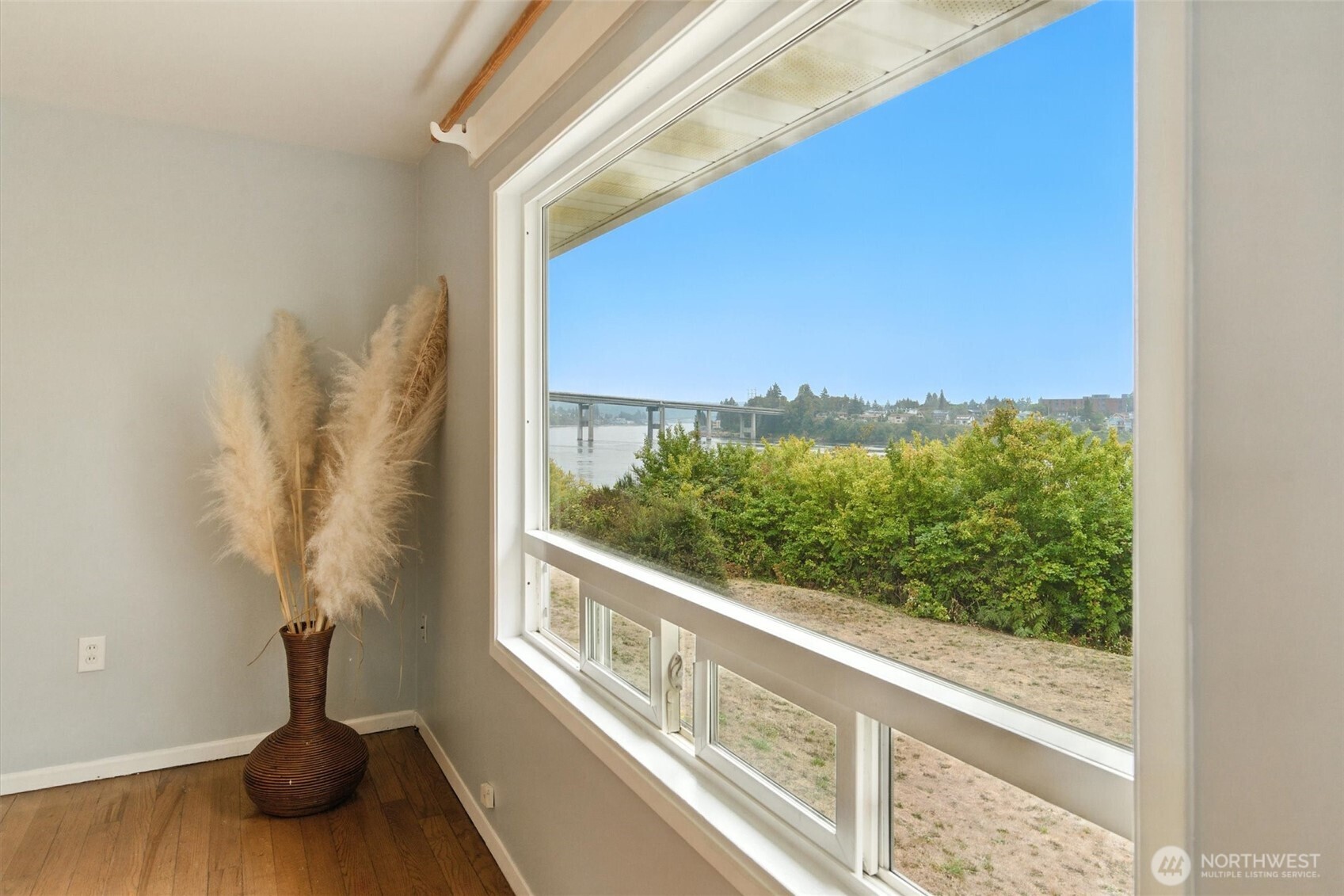 2510 Stephenson Avenue Bremerton, WA 98310 - Photo 14 of 40 a view of a glass door and a window