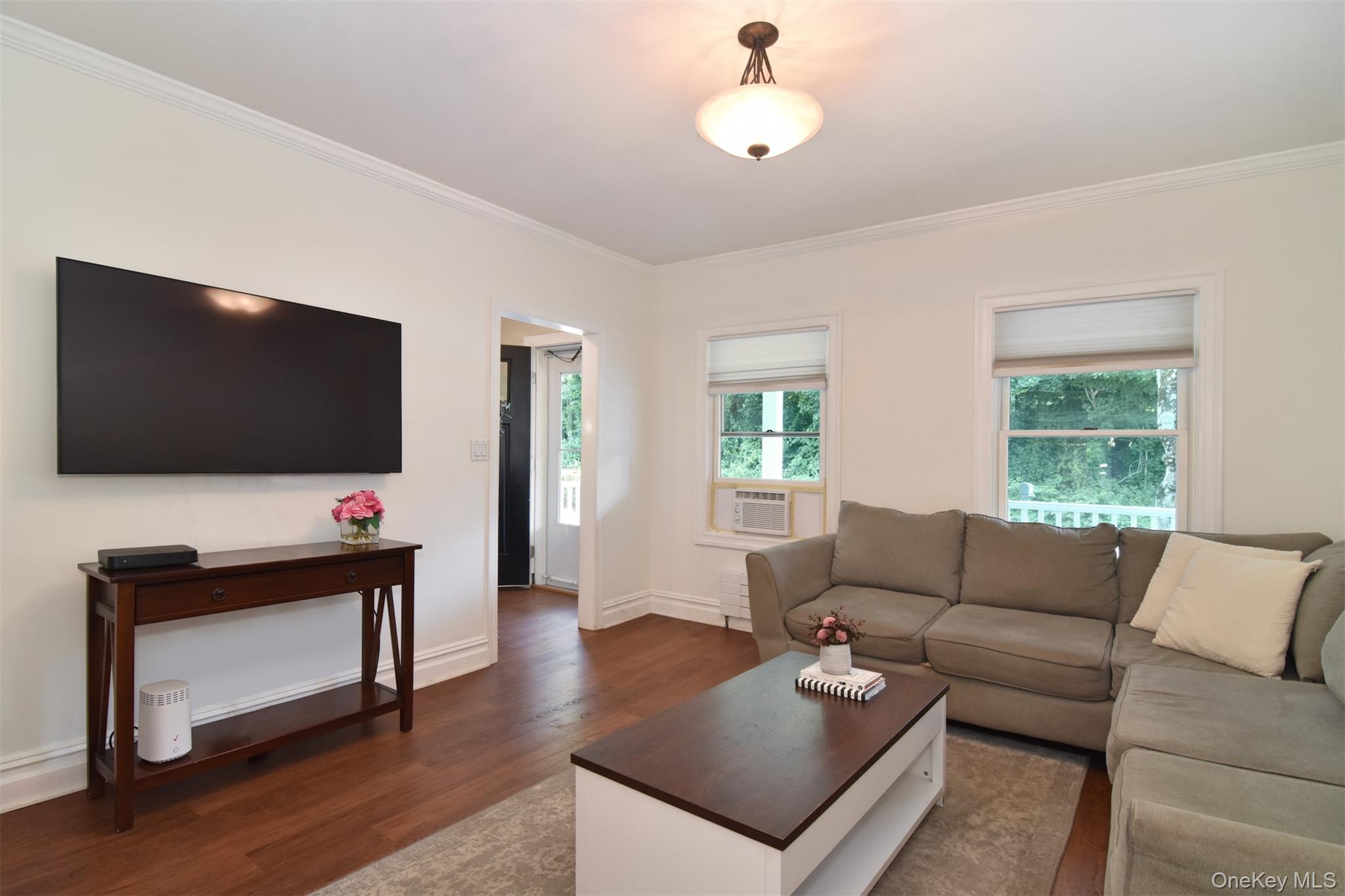 74 Oregon Road Cortlandt Manor, NY 10567 - Photo 10 of 36