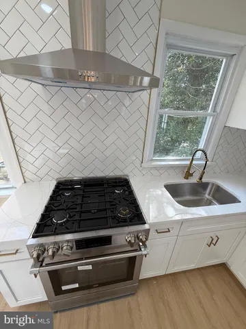 $329,999 | 1016 Whitby Avenue, Lansdowne, PA 19050