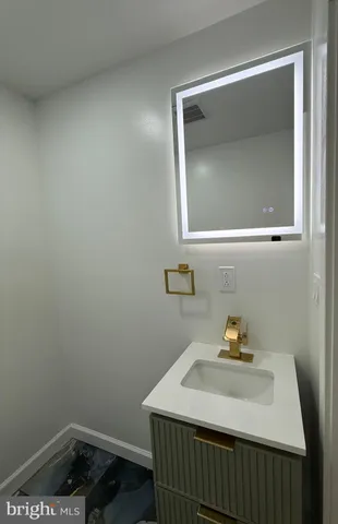 $329,999 | 1016 Whitby Avenue, Lansdowne, PA 19050