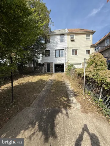 $329,999 | 1016 Whitby Avenue, Lansdowne, PA 19050