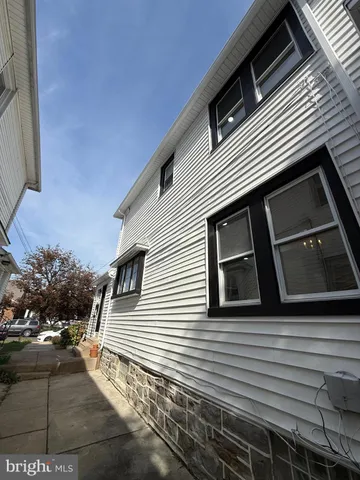 $329,999 | 1016 Whitby Avenue, Lansdowne, PA 19050