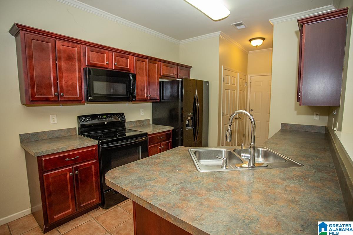 455 Summit Way Fultondale, AL 35068 - Photo 6 of 34