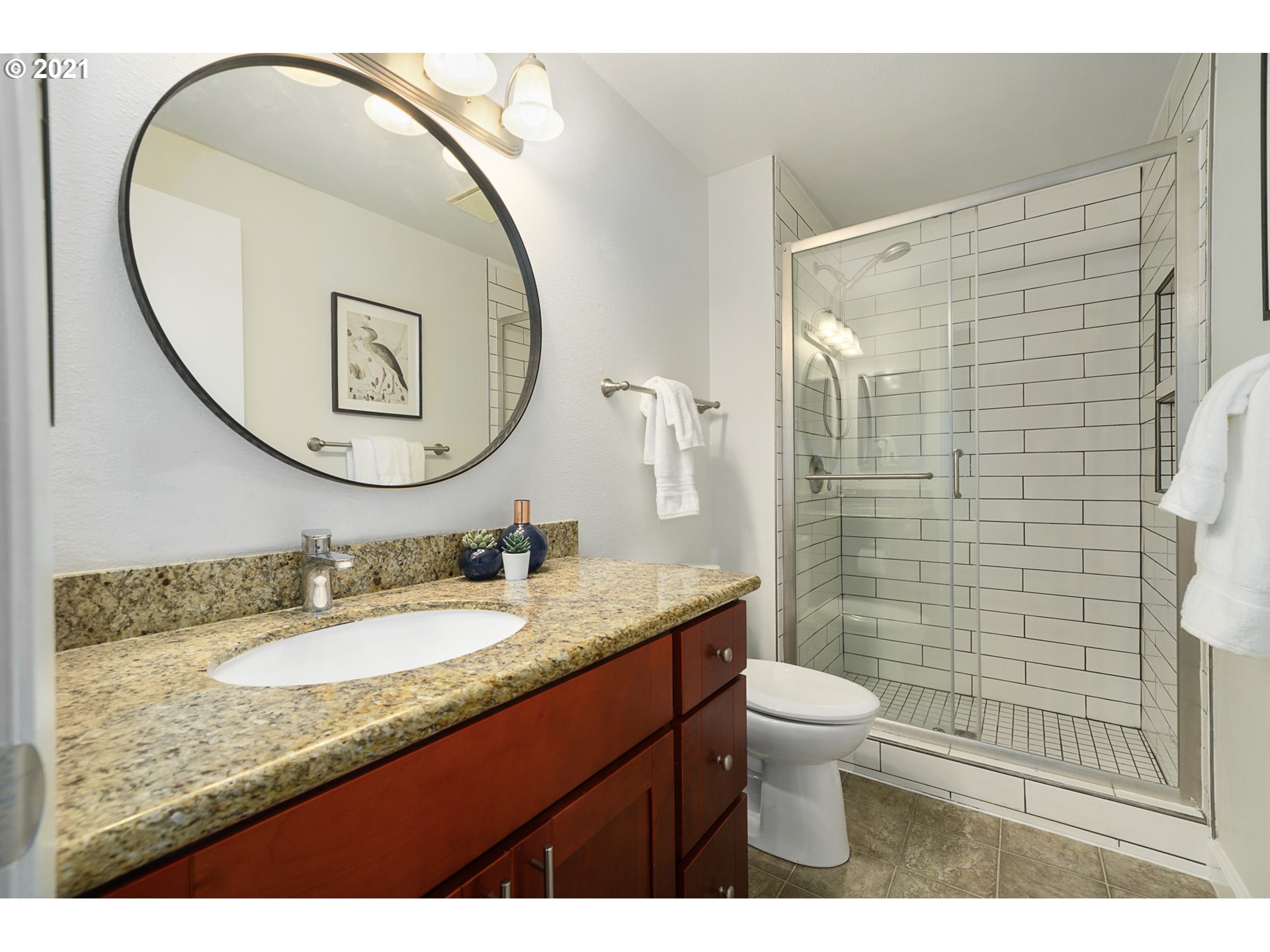 5606 South Riverside Lane Portland, OR 97239 - Photo 14 of 32 Gallery Image 14