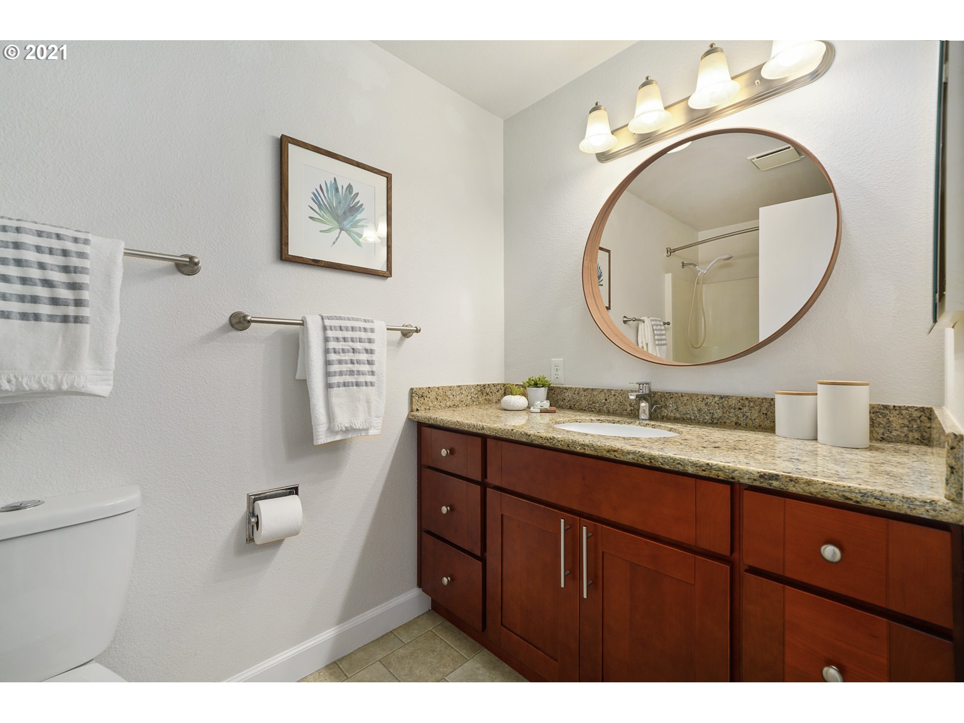 5606 South Riverside Lane Portland, OR 97239 - Photo 15 of 32 Gallery Image 15