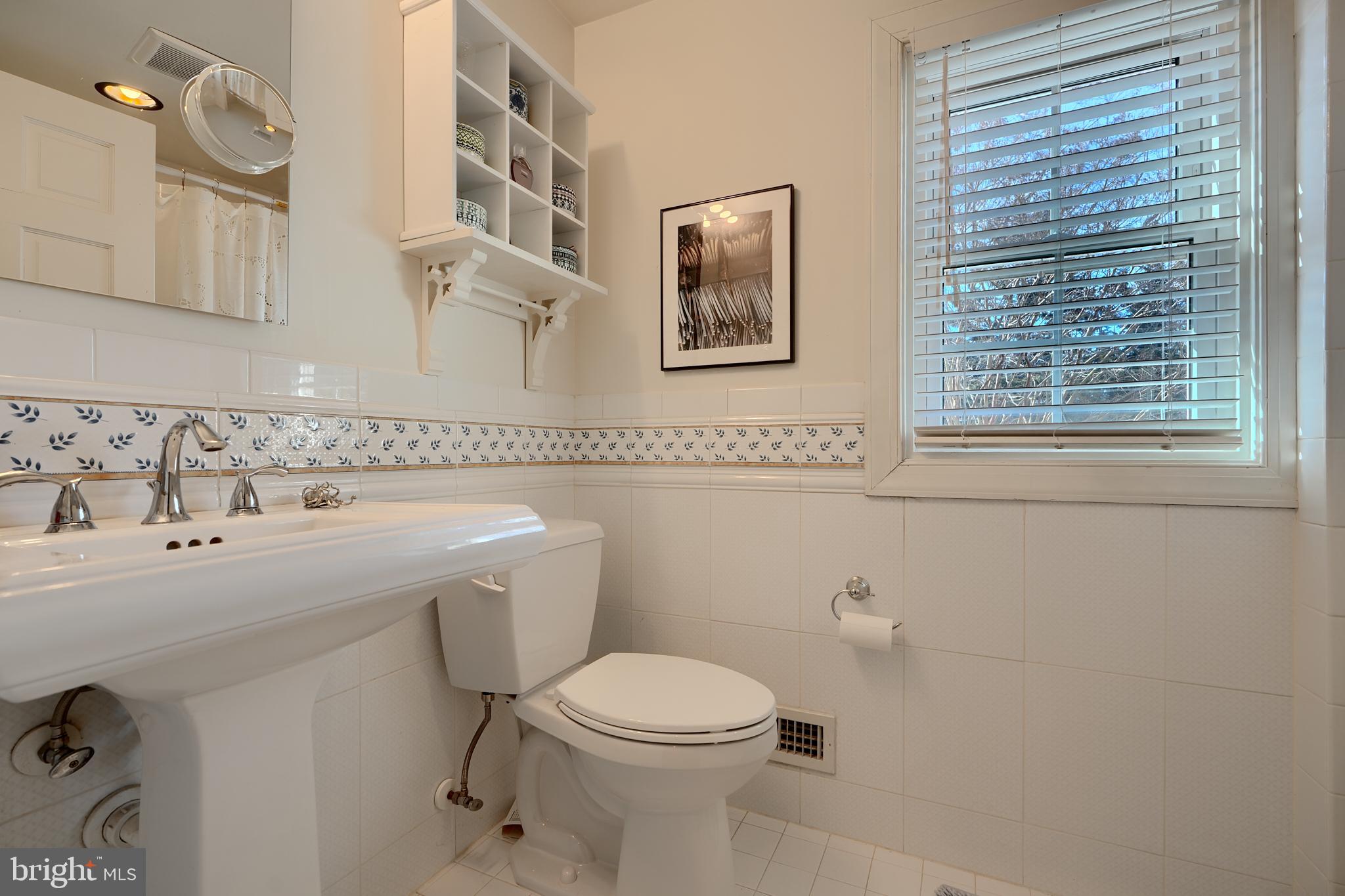 628 Piccadilly Road Baltimore, MD 21204 - Photo 37 of 71