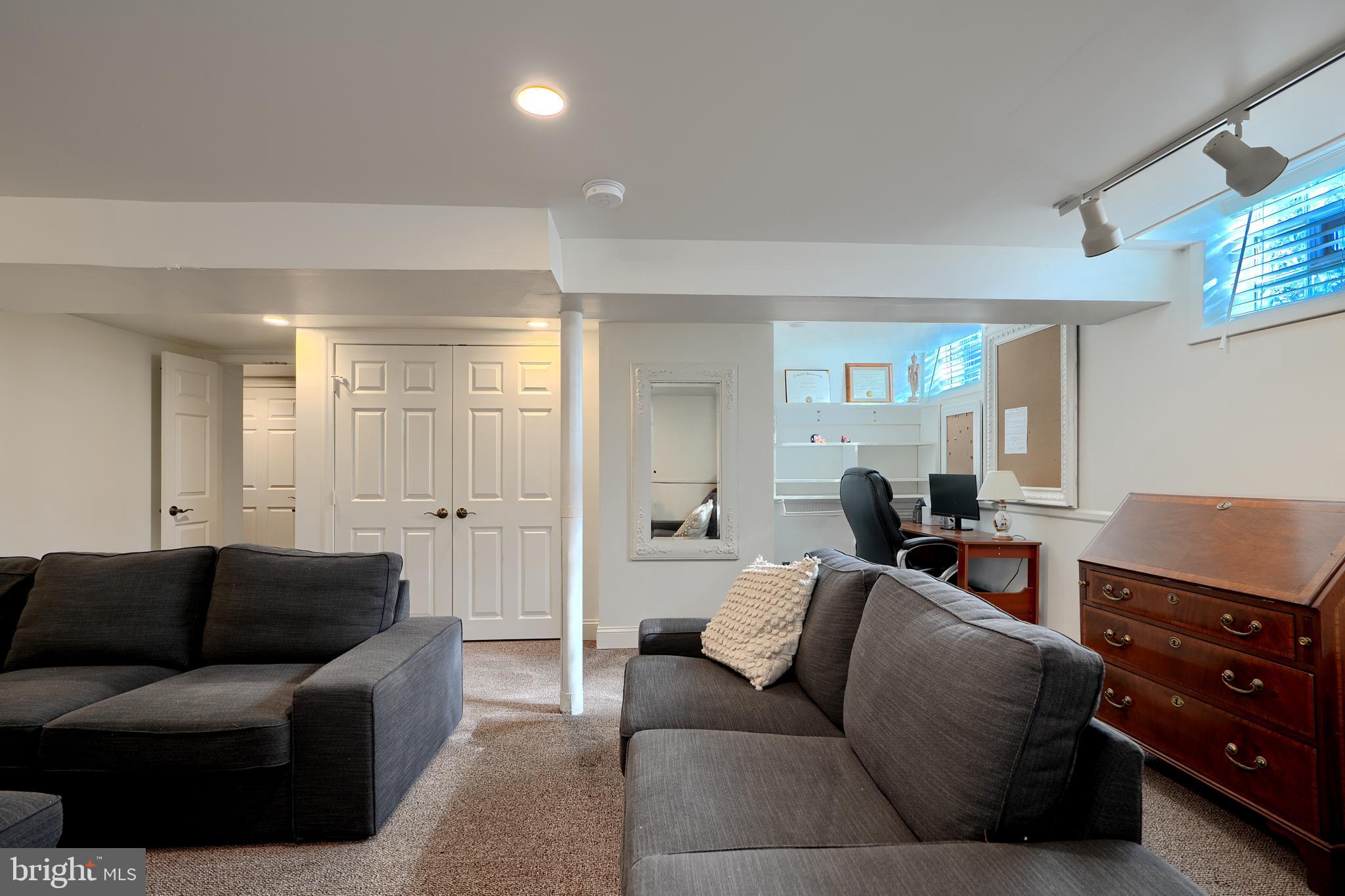 628 Piccadilly Road Baltimore, MD 21204 - Photo 43 of 71