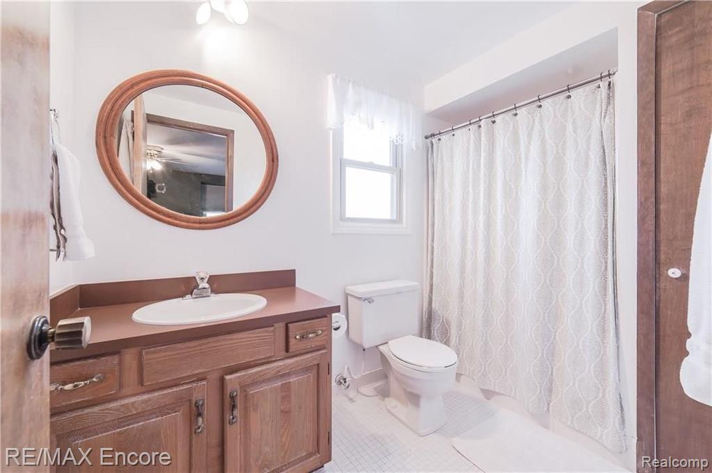 2075 Highsplint Drive Rochester Hills, MI 48307 - Photo 29 of 48