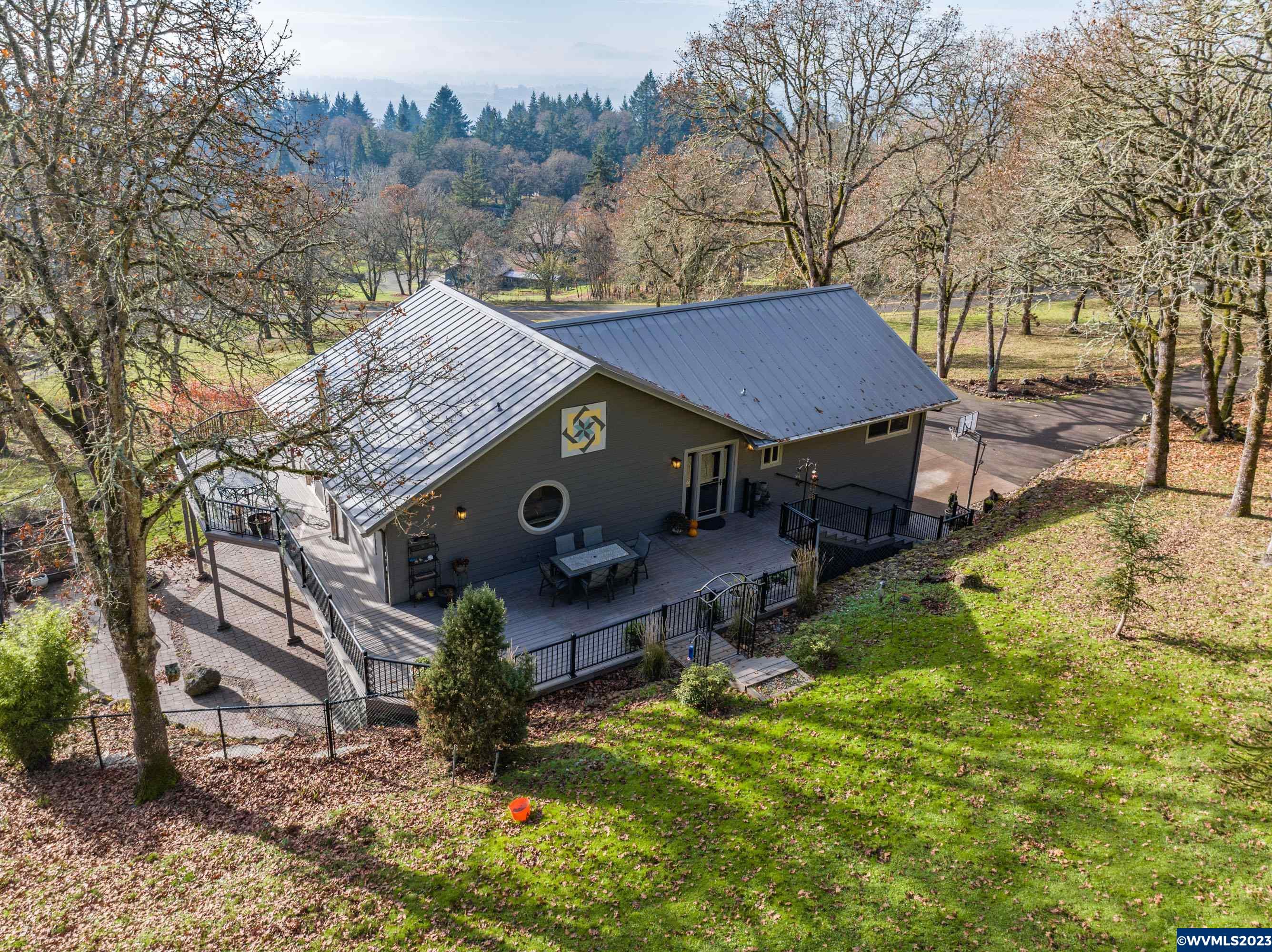 12512 Centerwood Road Southeast Jefferson, OR 97352 - Photo 2 of 42