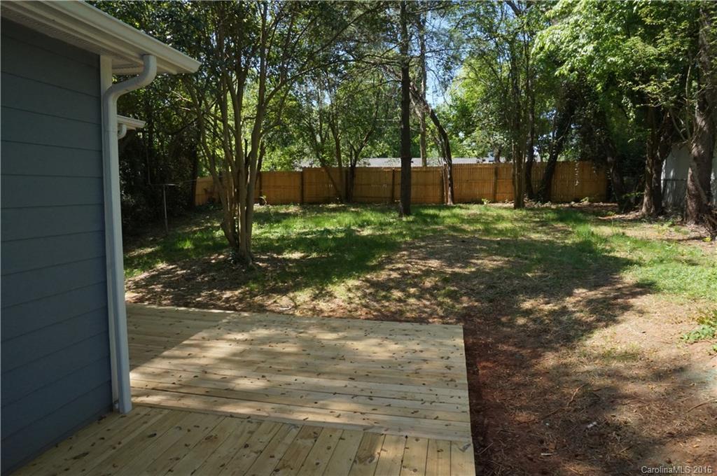 1432 Winston Drive Charlotte, NC 28205 - Photo 3 of 8