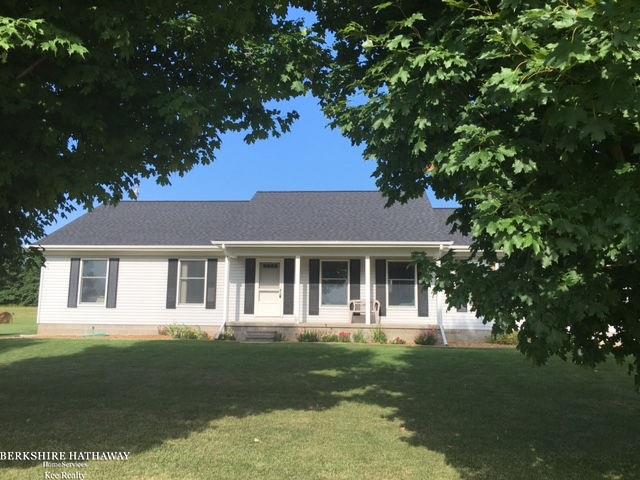 6811 Vincent Road Jeddo, MI 48032 - Photo 1 of 30