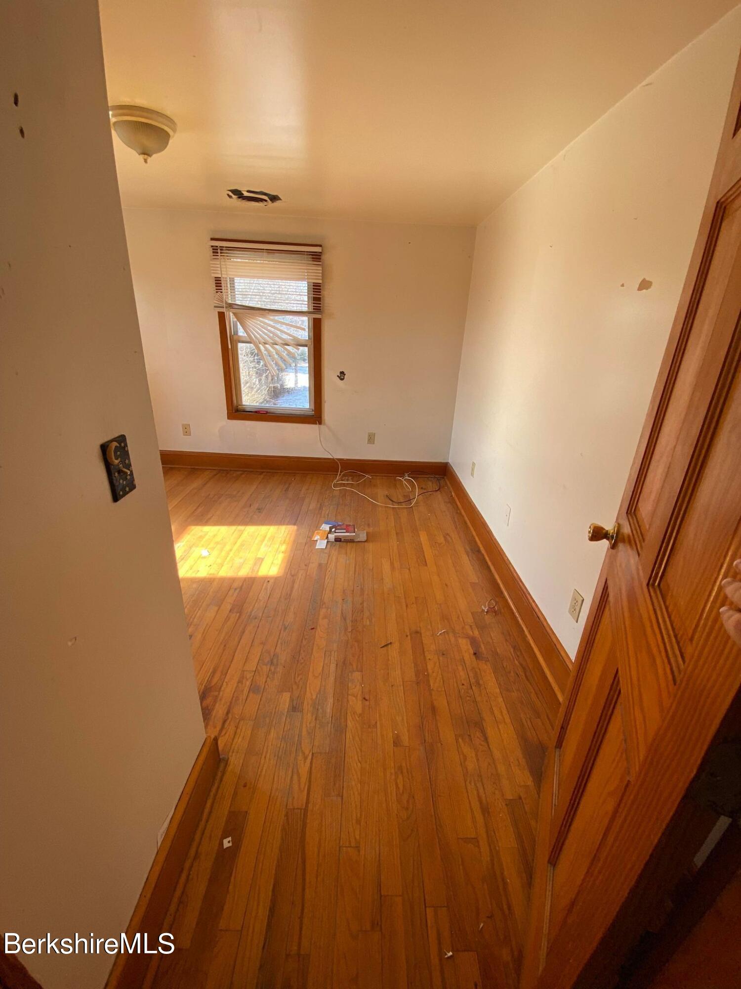 12-14 Spring Street Pittsfield, MA 01201 - Photo 11 of 39 12 spring up 4