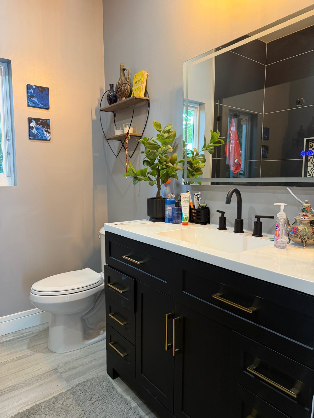 3464 Northwest 26th Avenue Boca Raton, FL 33434 - Photo 27 of 33 Master BAth 2