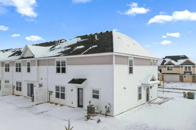 $365,100 | 21789 Lilac Lane, Farmington, MN 55024