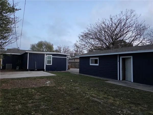 $2,195 | 1230 Ray Drive, Corpus Christi, TX 78411