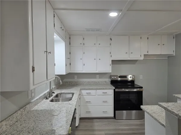 $2,195 | 1230 Ray Drive, Corpus Christi, TX 78411