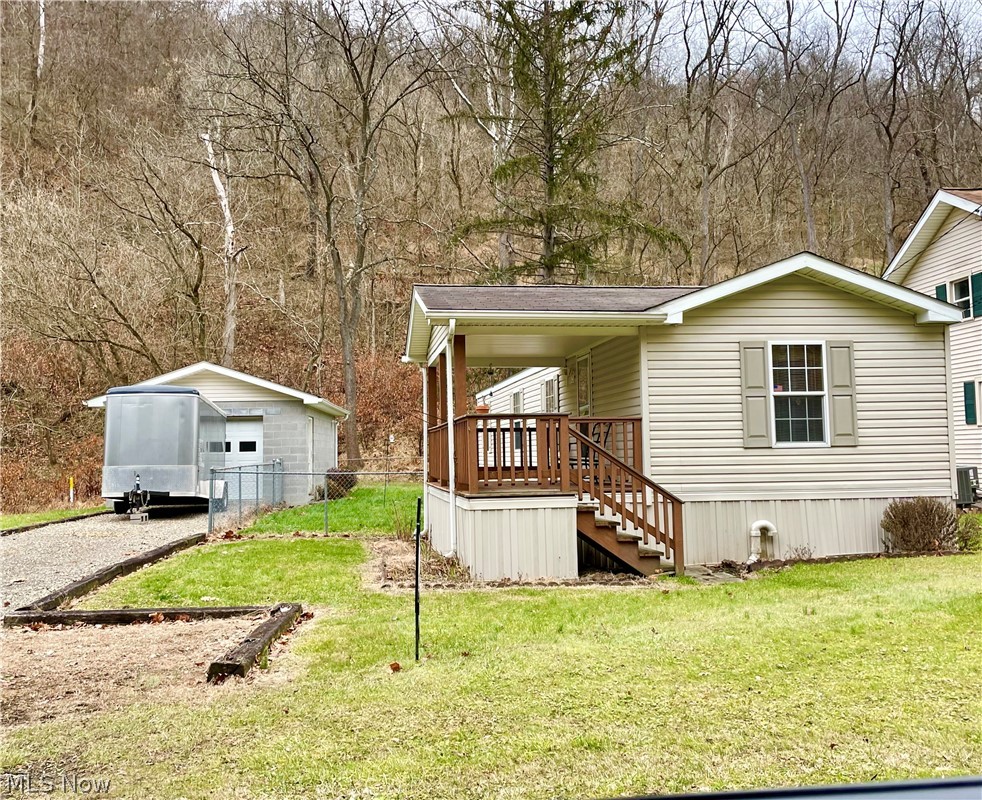 340 Peters Run Road Wheeling, WV 26003 - Photo 2 of 13