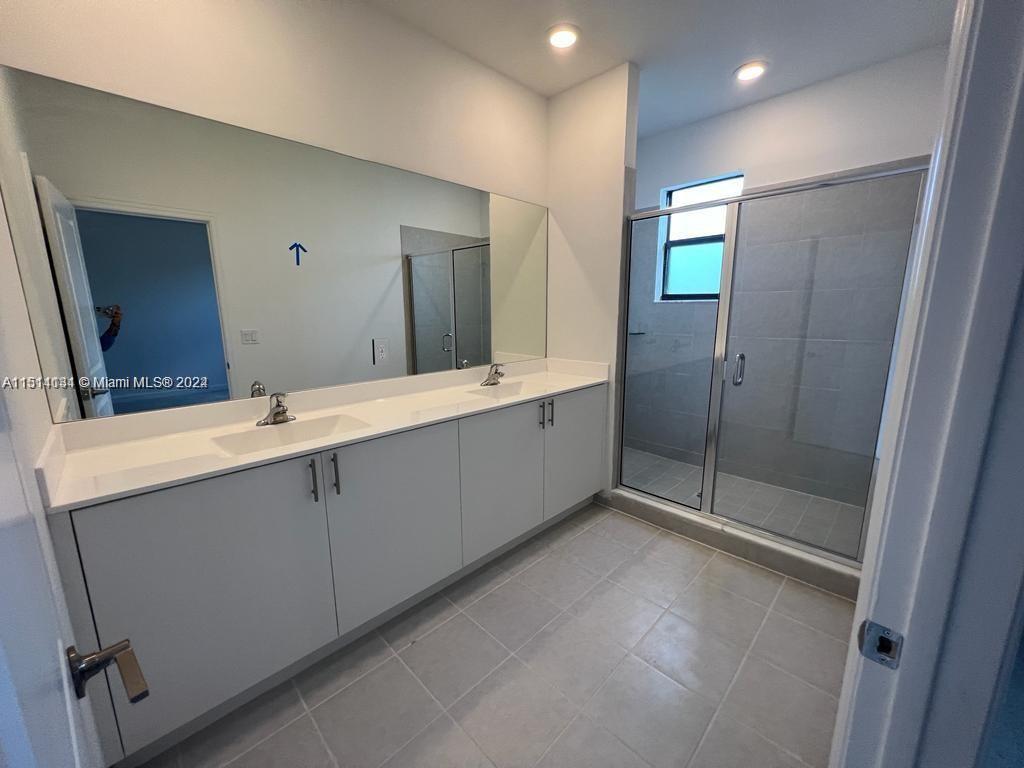 28511 Southwest 134th Court, Unit 28511 Homestead, FL 33033 - Photo 18 of 27