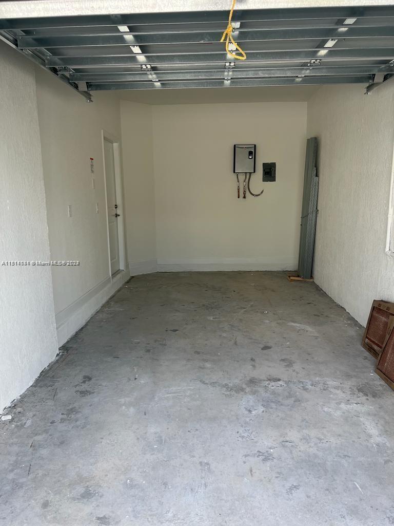 28511 Southwest 134th Court, Unit 28511 Homestead, FL 33033 - Photo 3 of 27