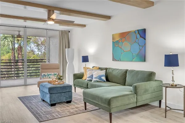 $314,000 | 15171 Cedarwood Lane, Unit 3204, Naples, FL 34110