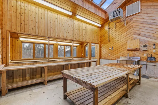 $1,599,000 | 5540 Cty Highway, De Pere, WI 54115