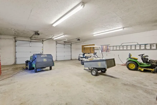 $1,599,000 | 5540 Cty Highway, De Pere, WI 54115