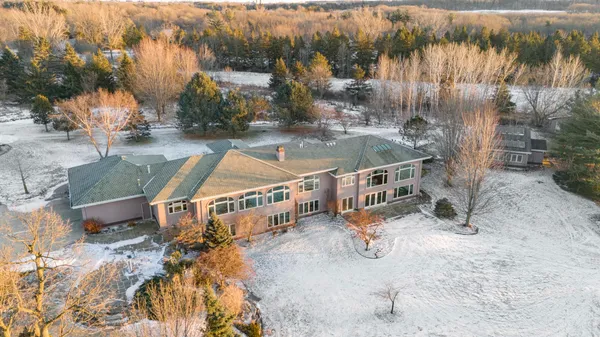 $1,599,000 | 5540 Cty Highway, De Pere, WI 54115