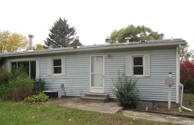 27073 King Road Romulus, MI 48174 - Photo 10 of 12 C1706L1_20171027080333831.jpg
