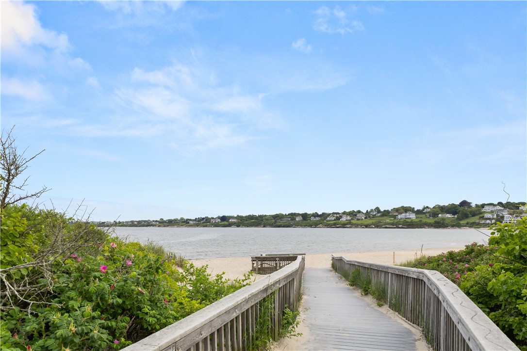 24 Dunes Road Narragansett, RI 02882 - Photo 2 of 48