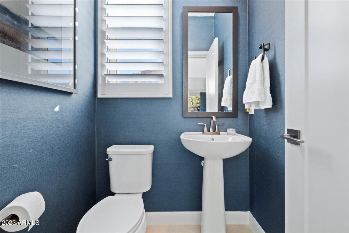 4546 South Riata Street, Unit 102 Gilbert, AZ 85297 - Photo 11 of 22 11-Powder Room
