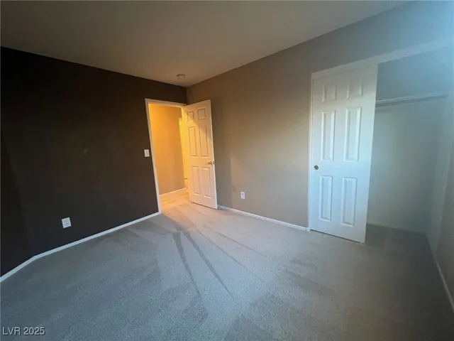 $1,895 | 7420 Easingwold Drive, Las Vegas, NV 89113