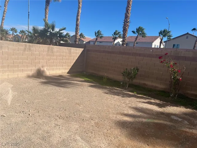 $1,895 | 7420 Easingwold Drive, Las Vegas, NV 89113